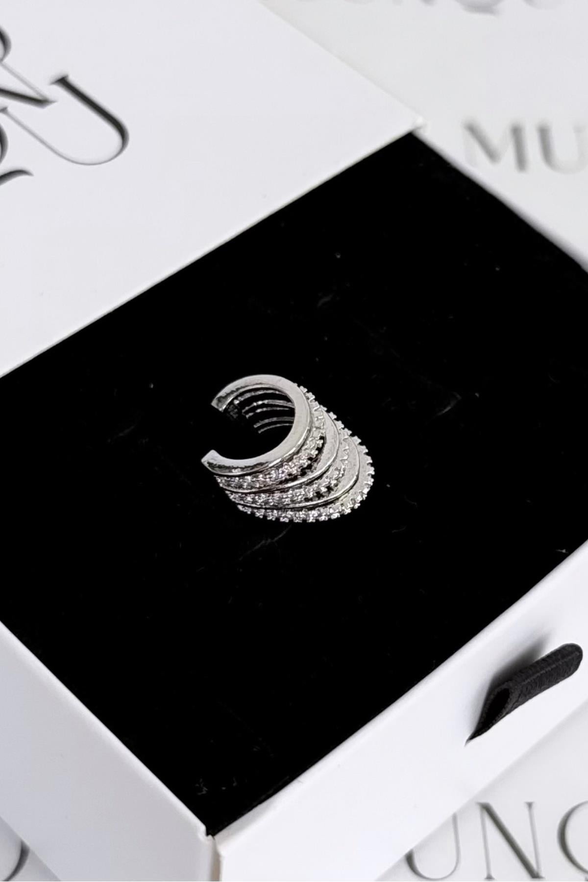 Gümüş A.K. Taşlı Üçlü Earcuff
