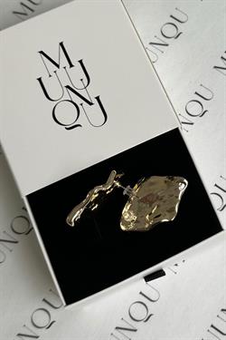 Döküm Gold Asimetrik Dövme Küpe