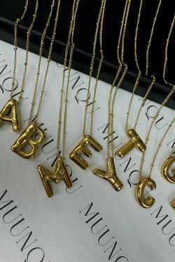 Gold Çelik Balon Harf Kolye