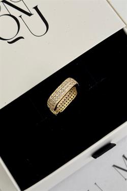 Gold A.K. Taşlı Kare Earcuff