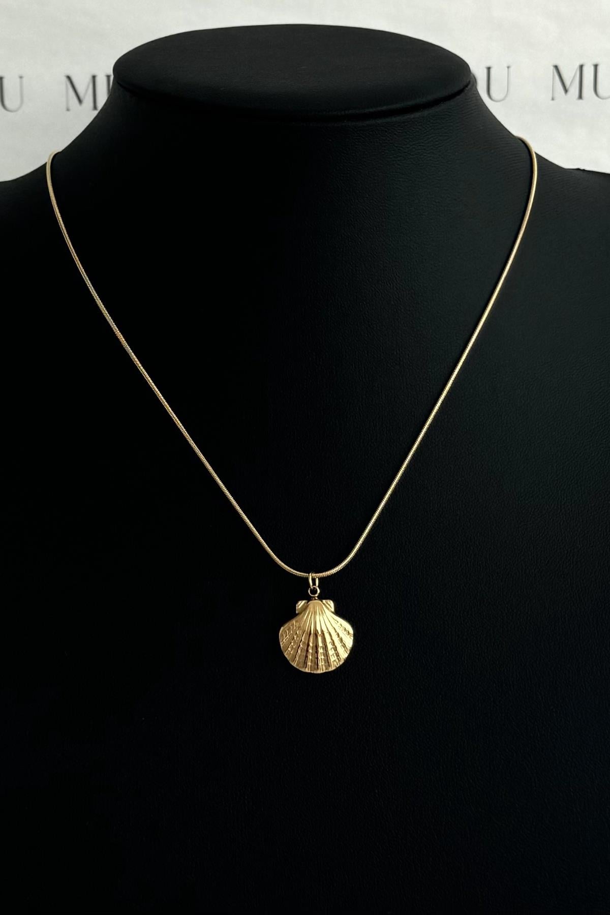 Gold Çelik İstiridye Vintage Kolye