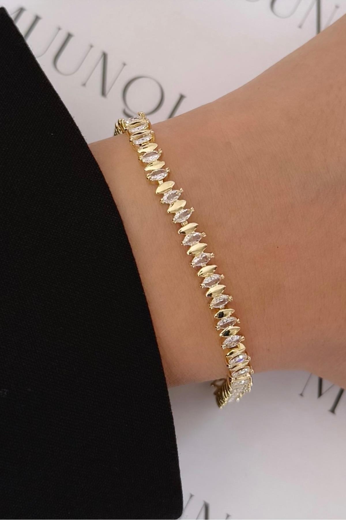 Özel Döküm Gold Oval Taşlı Şerit Bileklik