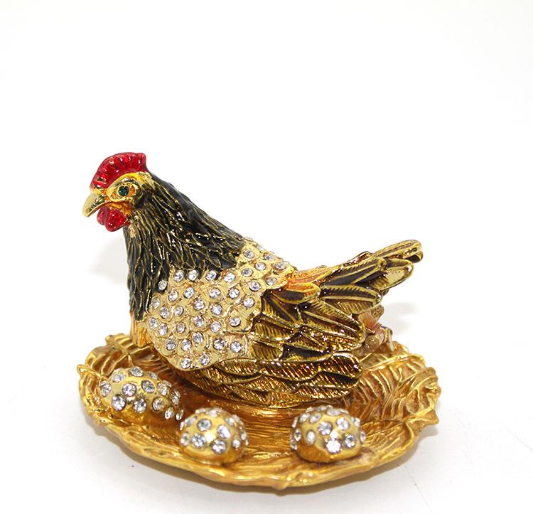 Swarovski Taşlı Yumurtalı Tekli Tavuk Model 2