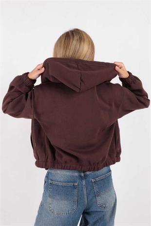 Kadın Kapüşonlu Üç İplik Owersize Kısa Fermuarlı Sweatshirt Kahverengi