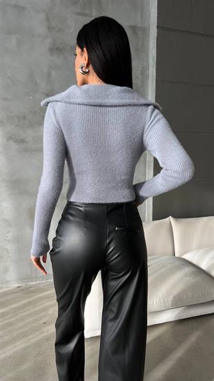 Kadın Yarım Fermuarlı Kısa Peluş Crop Füme