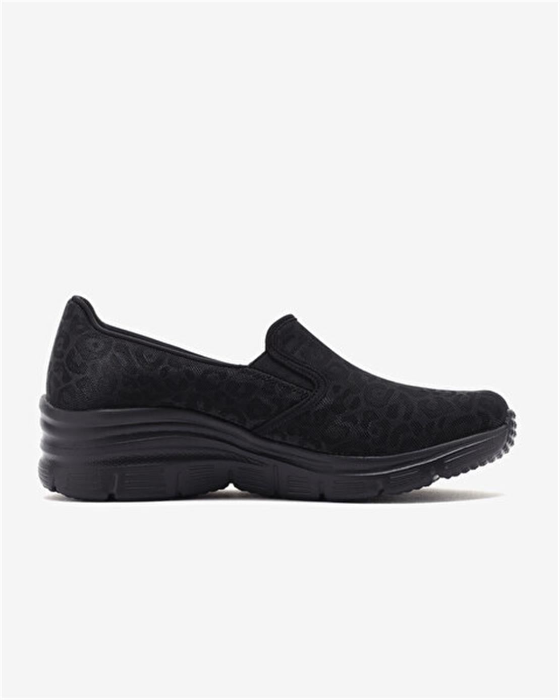 SKECHERS FASHİON FİT Günlük Spor Ayakkabısı Modeli KADIN