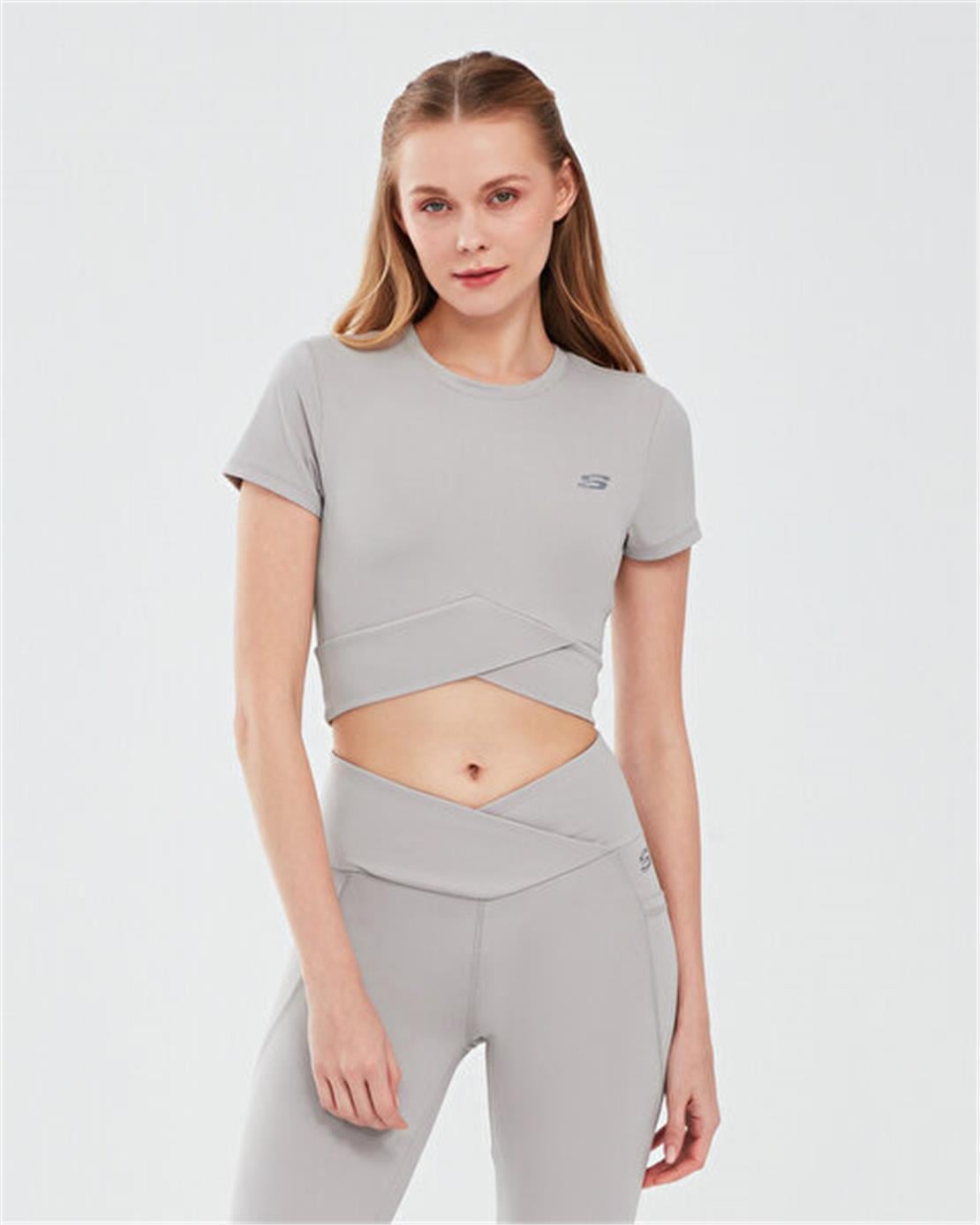 SKECHERS Performance Coll. W Short Sleeve  T-Shirt Tişört Modeli Tişört