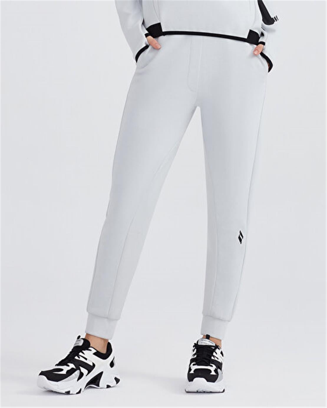 SKECHERS W 2XI-Lock Jogger Sweatpant