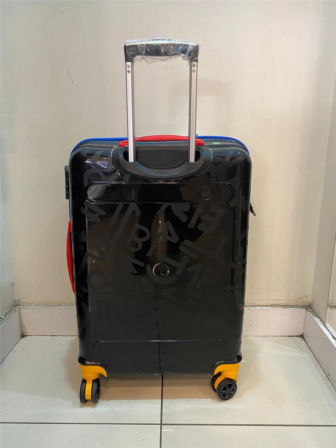 BENETTON TROLLEY 60 CM SIYAH