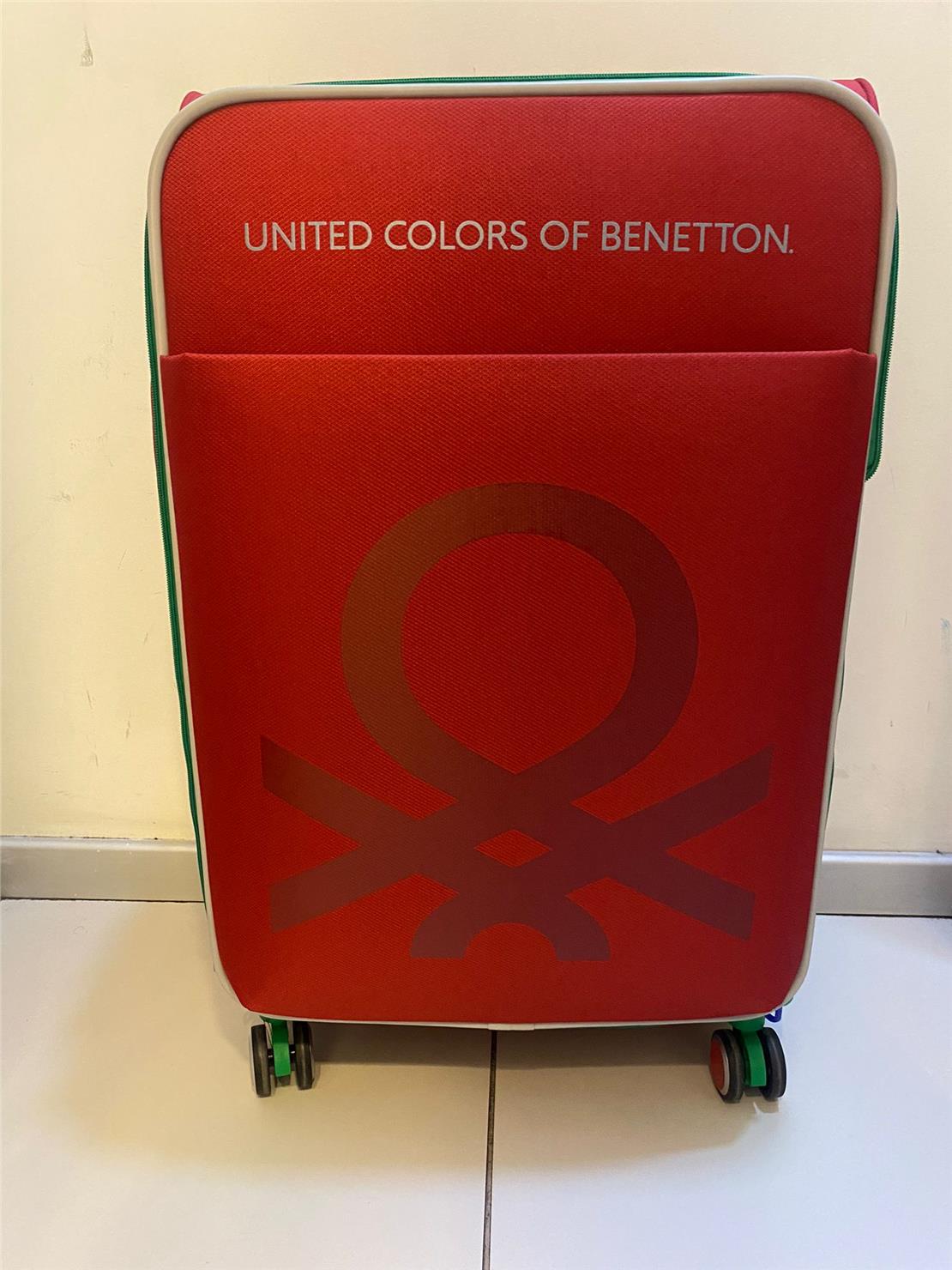 BENETTON TROLLEY 70 CM KRMZ Çanta Cüzdan Modeli Çanta Cüzdan