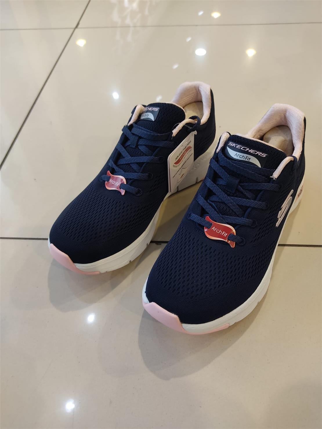 SKECHERS ARCH FIT - BIG APPEAL