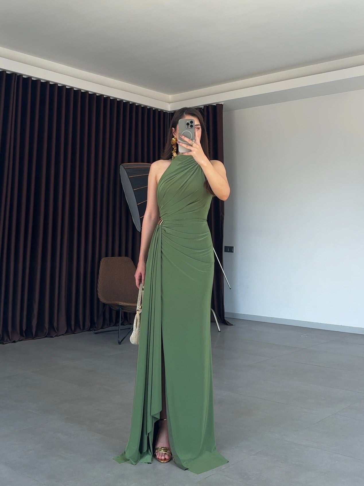 Haki Halter Yaka Beli Tokalı Abiye Elbise