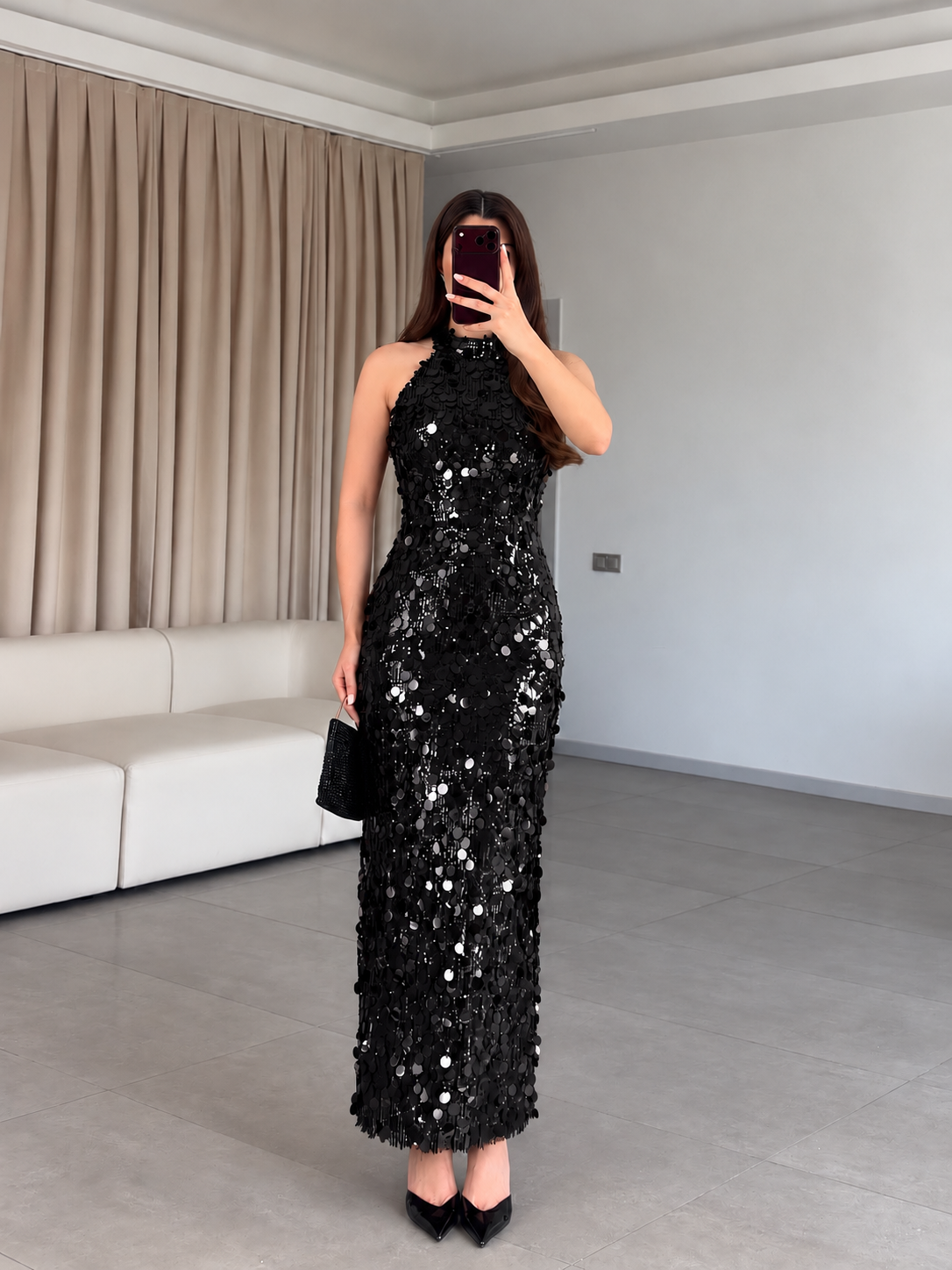 Siyah Halter Yaka Midi Pullu Elbise