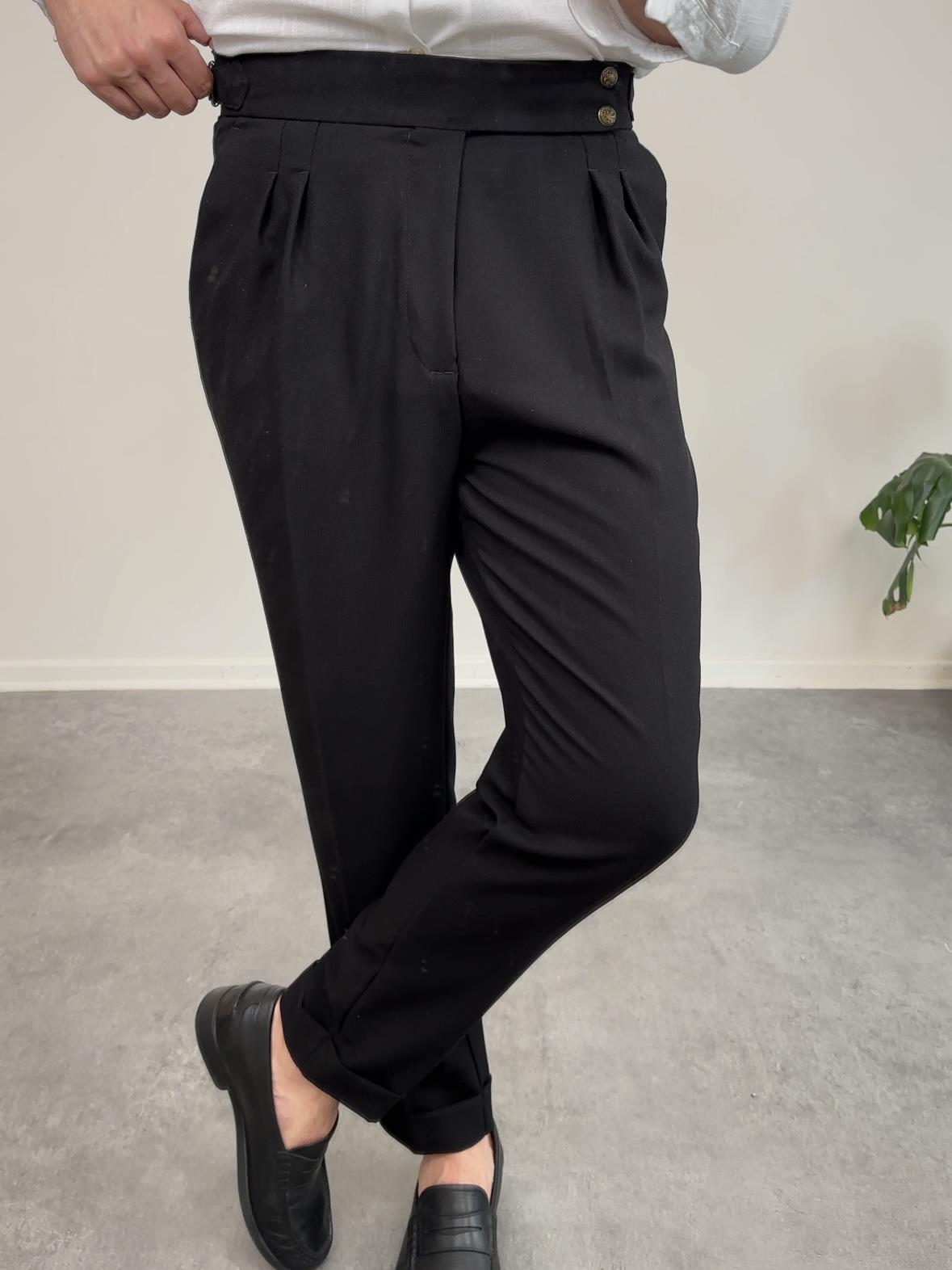 SİYAH PİLELİ DÜĞME DETAYLI PANTOLON