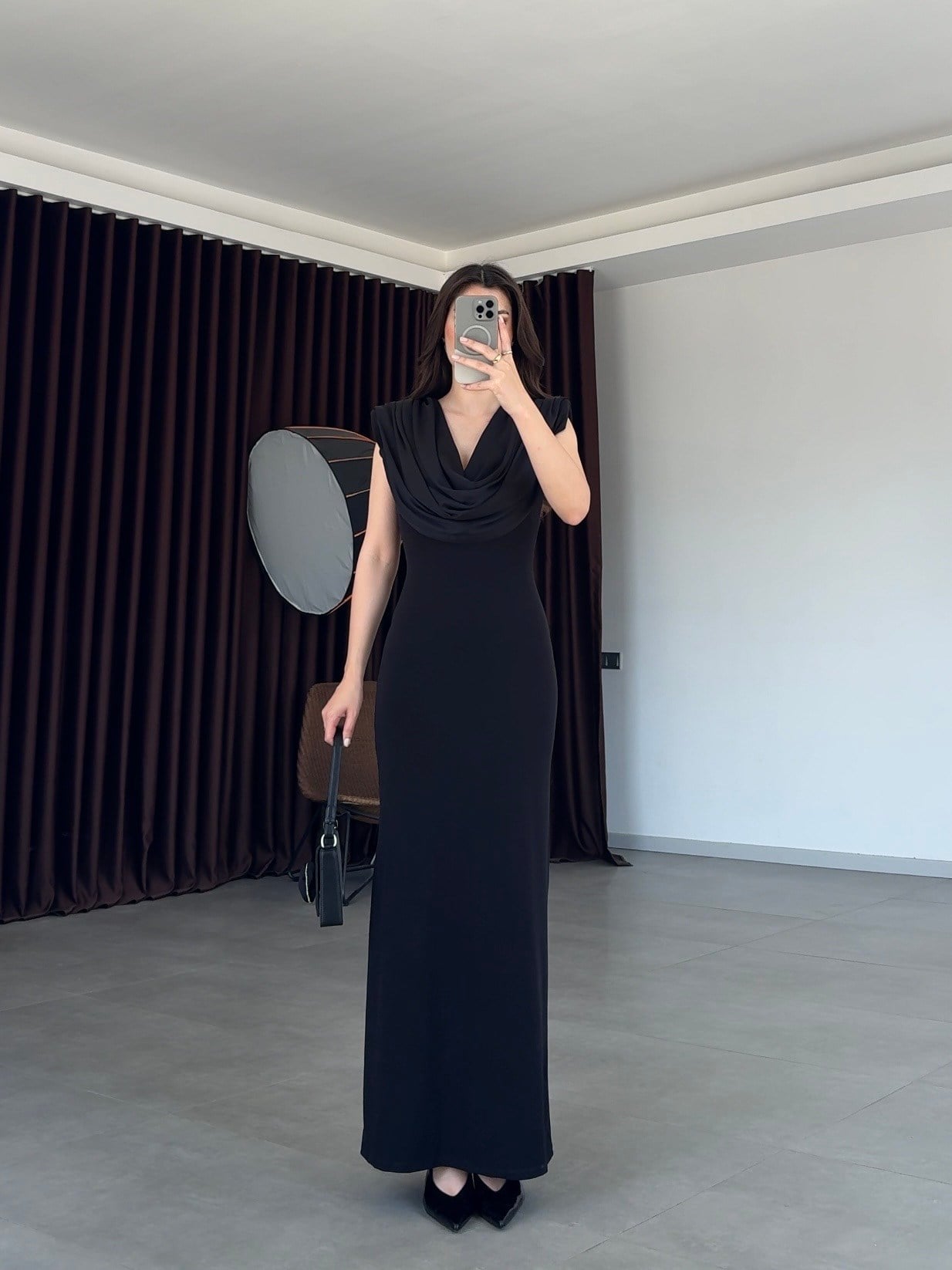 Siyah Degaje Yaka Maxi Elbise