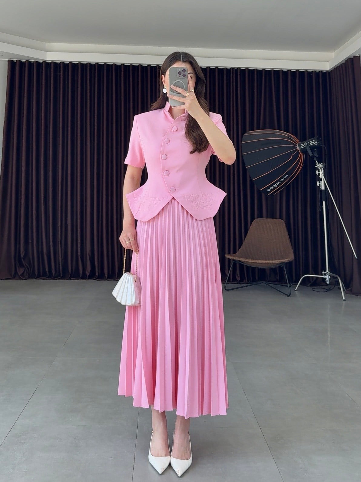 Pembe Nakış Detaylı Takım