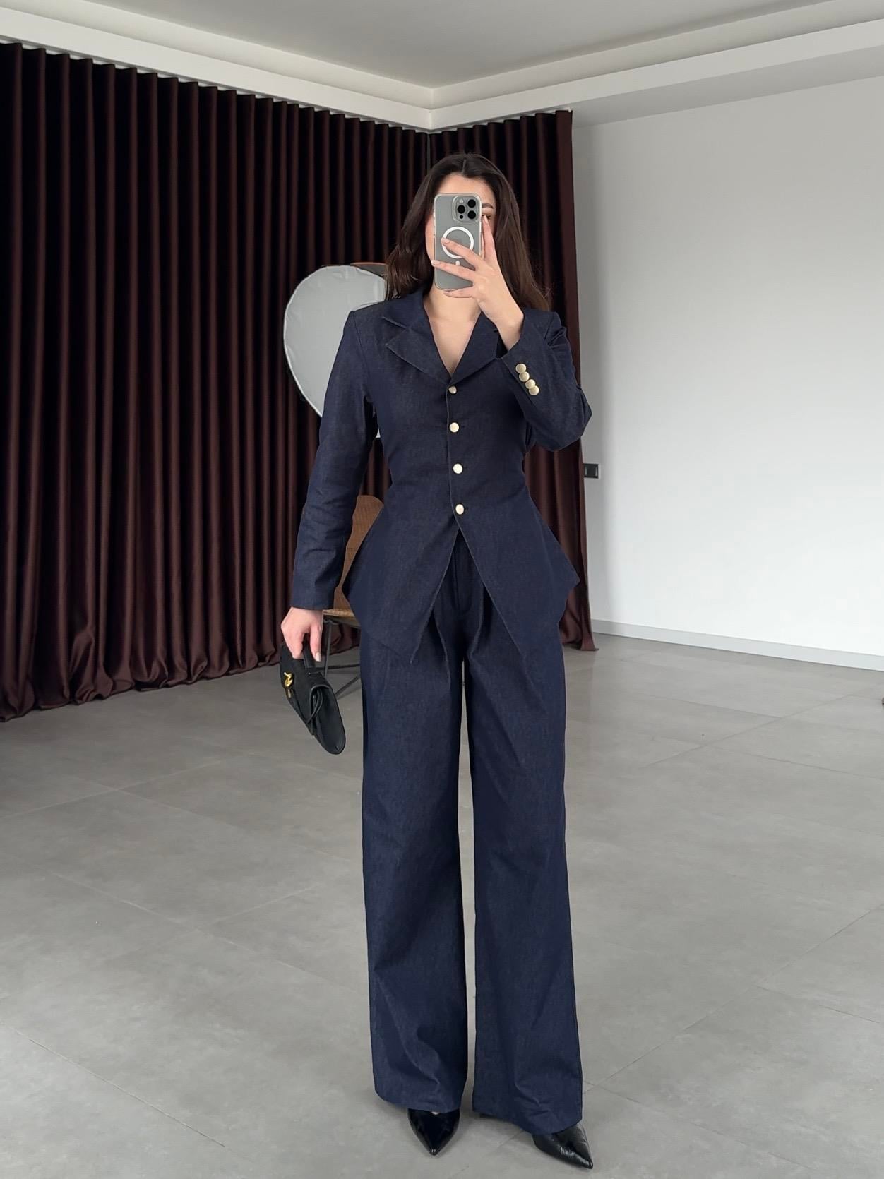 Gold Düğme Detaylı Arkadan Bağlamalı Denim Ceket Pantolon Takım