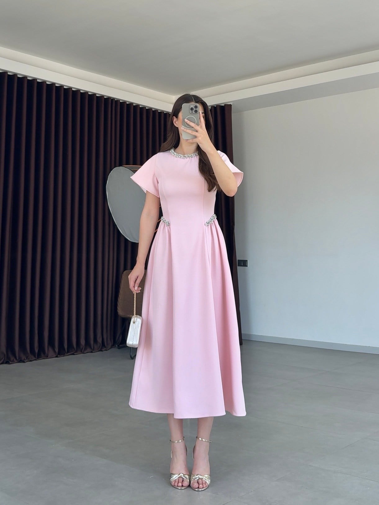 Esther Taş İşlemeli Elbise- Pembe