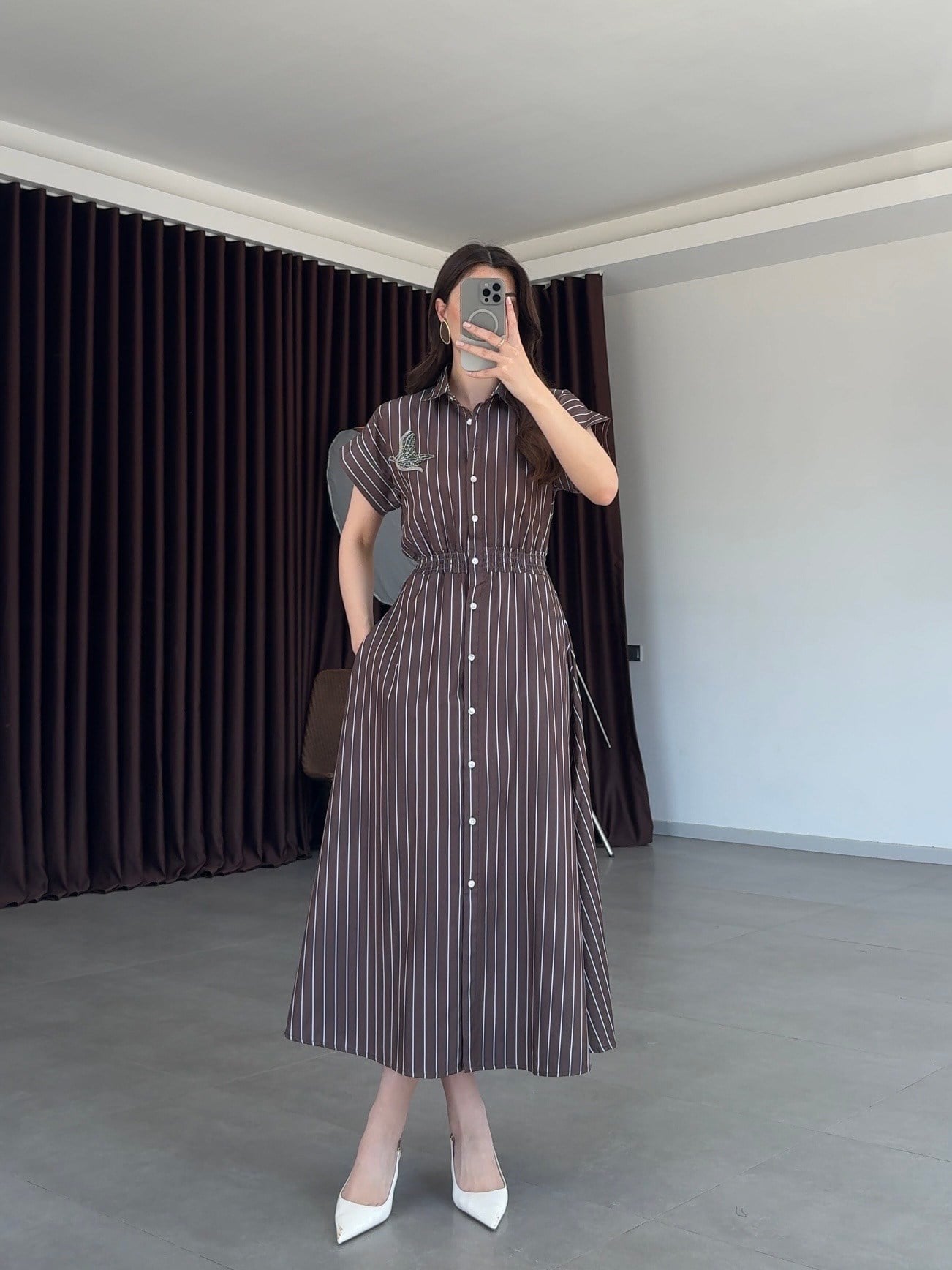 Kahve Süs Detaylı Çizgili Uzun Elbise