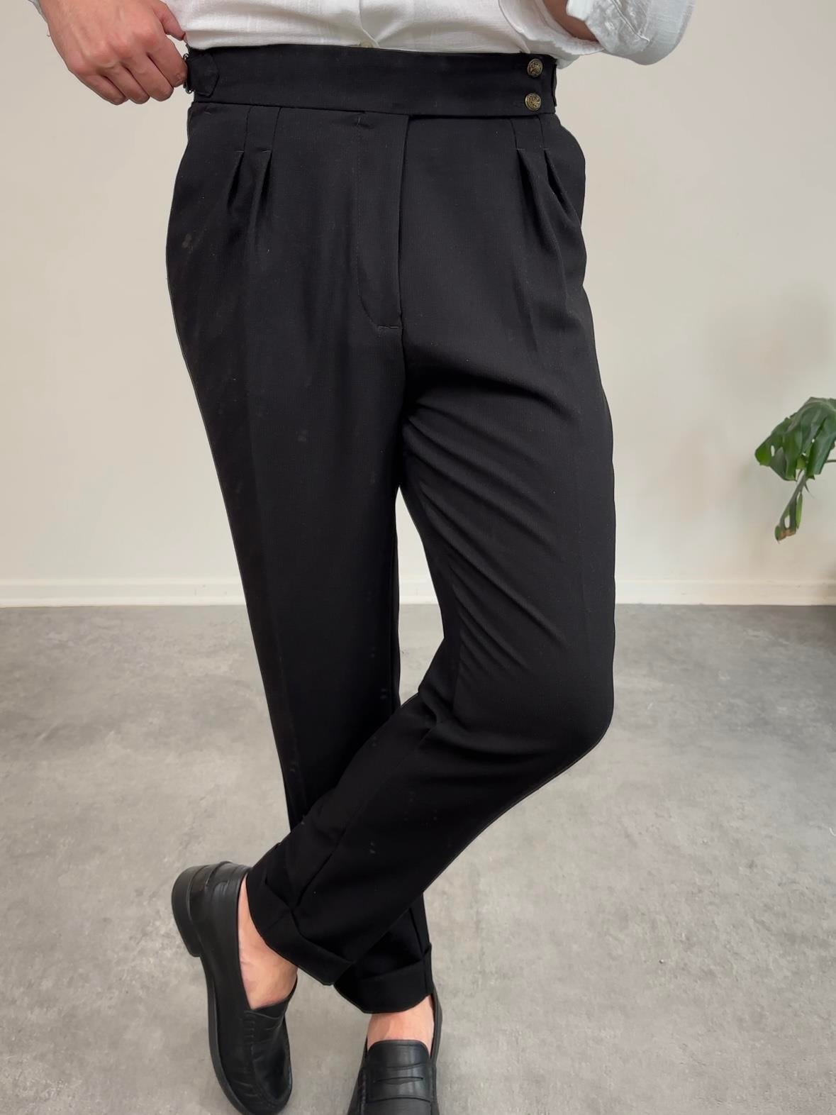SİYAH PİLELİ DÜĞME DETAYLI PANTOLON