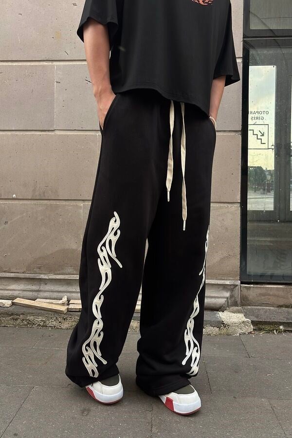 Black Neo Tribal Deri Detay Nakıış İşlemeli Baggy Eşofman