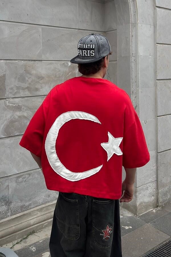 MW Hilal-Yıldız Yama Oversized Kırmızı T-shirt