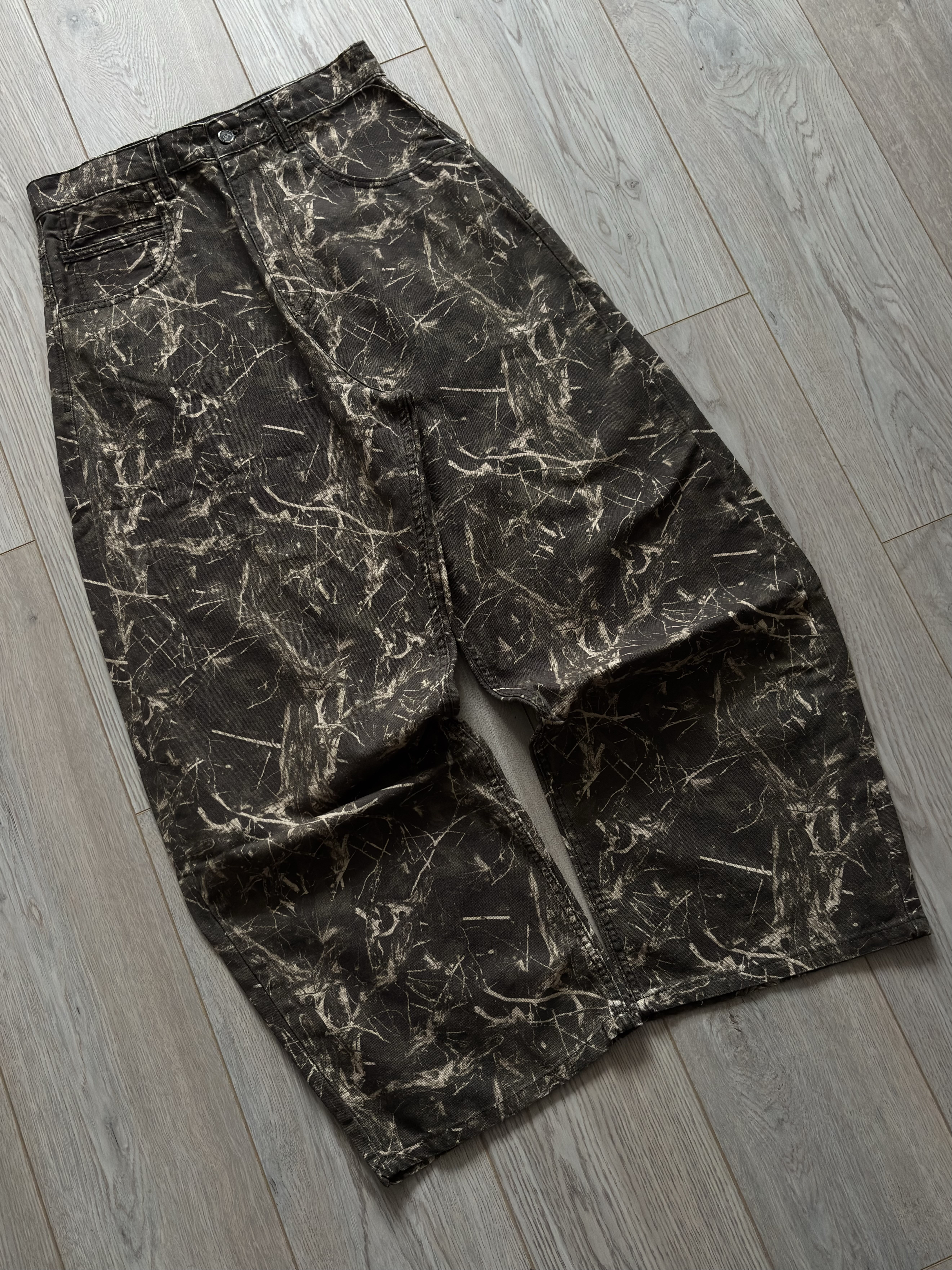 Premium Camouflage Buckle Back Ultra Baggy Jeans