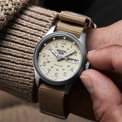 SEIKO SRPJ83K