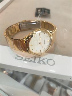 SEIKO SUR552P1