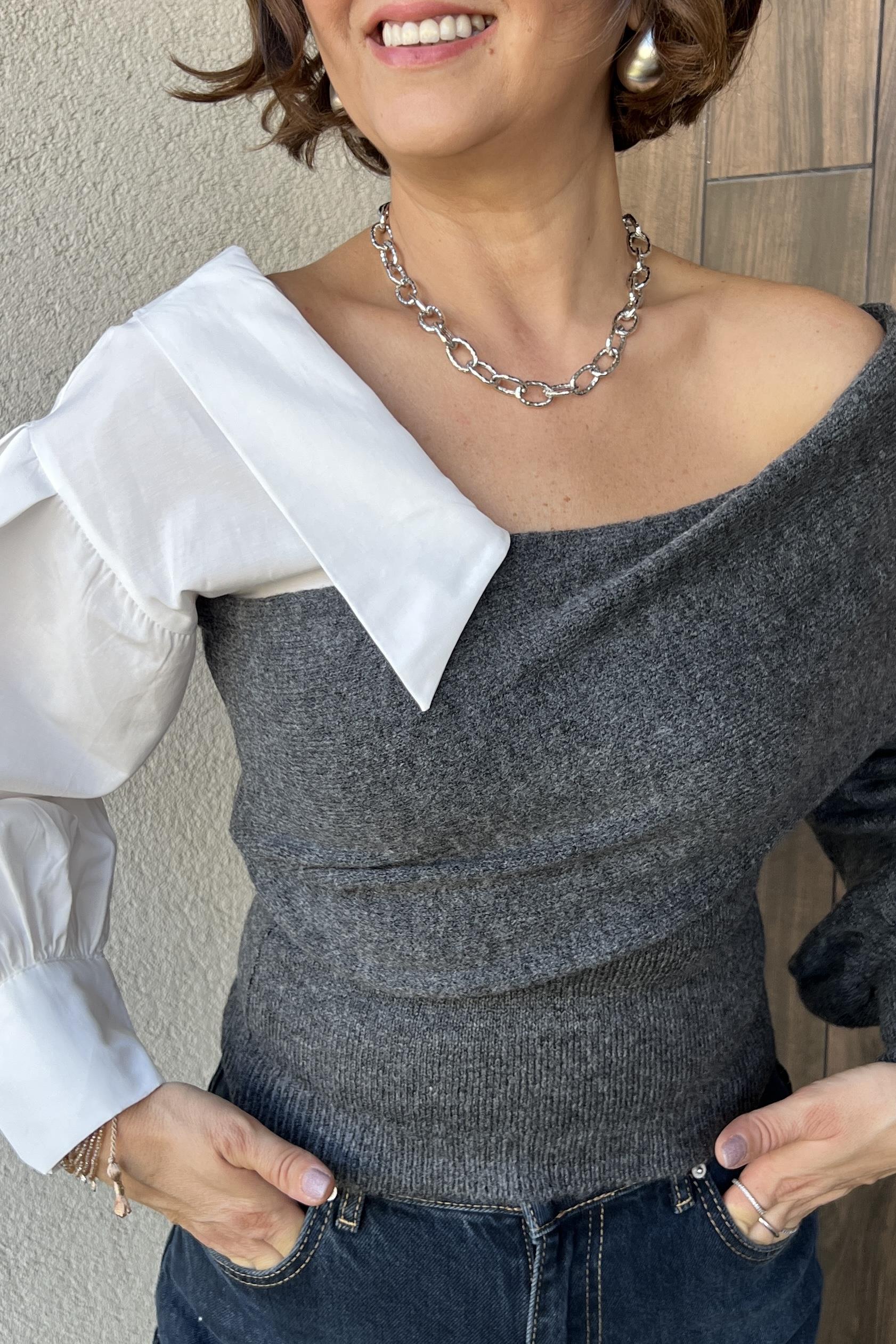 ANTRASİT YAKA GÖMLEK DETAYLI TRİKO KAZAK