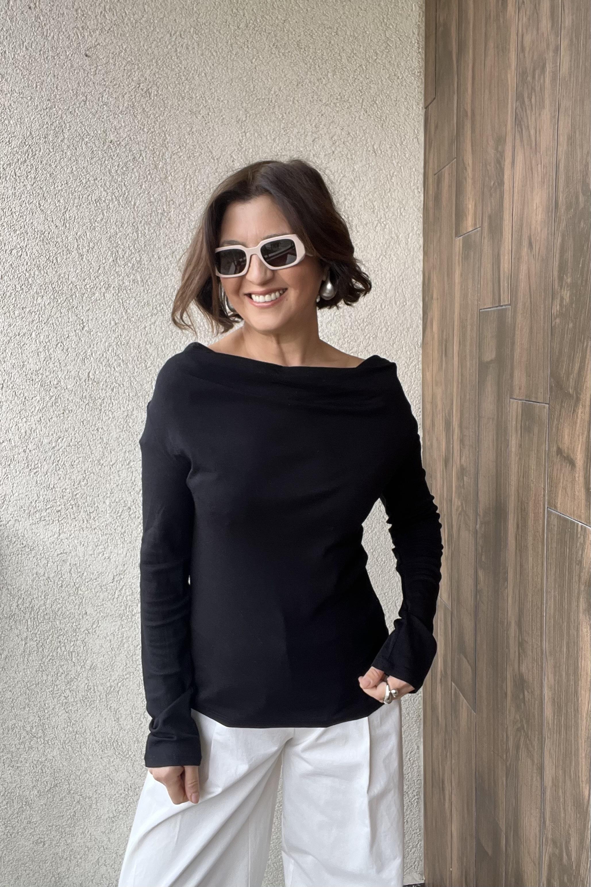 DİLVİN DEGAJE YAKA UZUN KOLLU TOP - Siyah