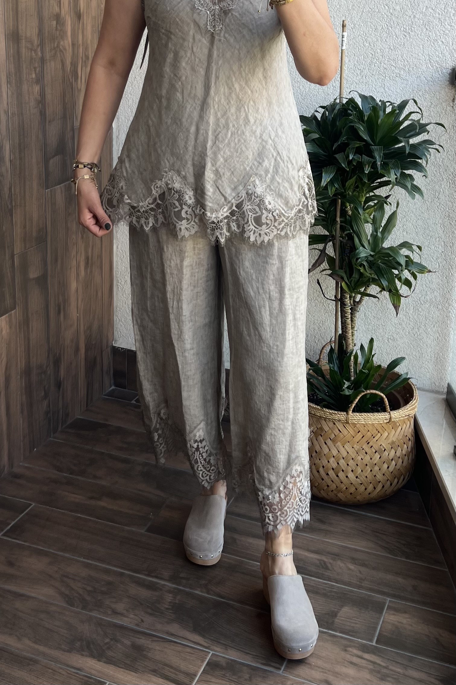 İTALYAN PAÇA DANTELLİ PANTOLON - Vizon