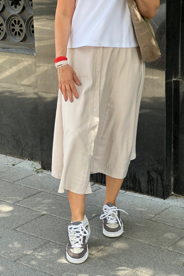 ÖNÜ DÜĞMELİ MİDİ ETEK