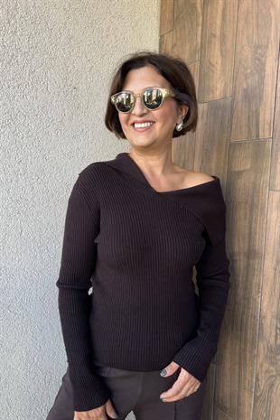 ASİMETRİK YAKA YÜNLÜ FİTİLLİ TRİKO KAZAK