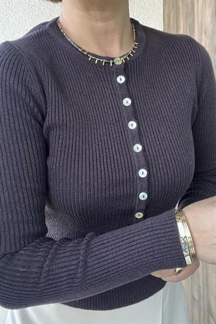 BİSİKLET YAKA YÜNLÜ DÜĞMELİ ACI KAHVE TRİKO KAZAK