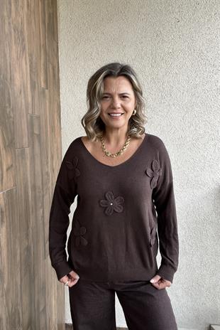 ÇİÇEK KABARTMALI V YAKA KAHVE İTALYAN KAZAK