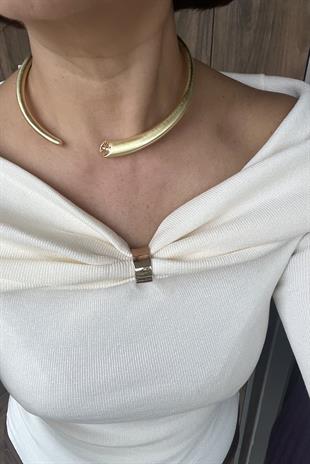 DİLVİN BARDOT YAKA AKSESUARLI EKRU TRİKO KAZAK