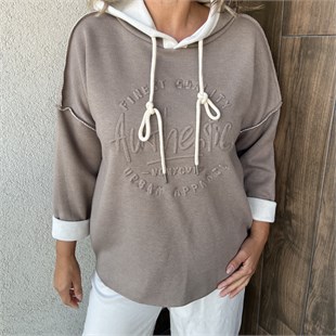 KABARTMA YAZI DETAYLI ÇELİK ÖRGÜ KAPÜŞONLU SWEATSHIRT - Vizon
