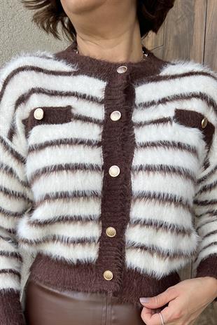 KAHVE ÇİZGİLİ GOLD DÜĞMELİ TÜYLÜ KISA HIRKA