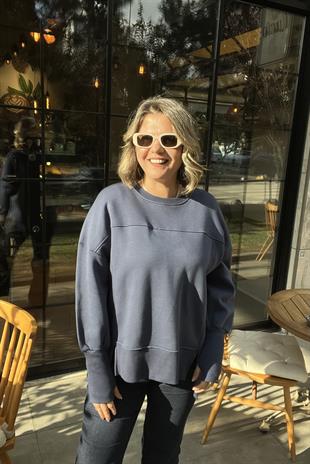 KOL DETAYLI LACİVERT  OVERSİZE SWEATSHIRT