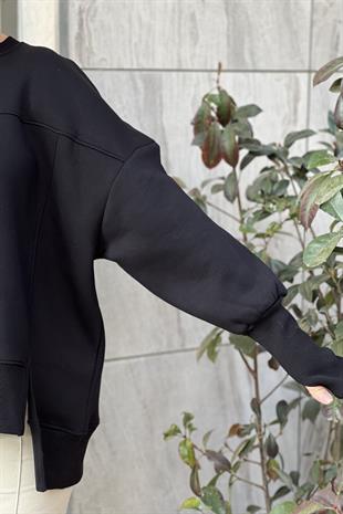 KOL DETAYLI SİYAH OVERSİZE SWEATSHIRT