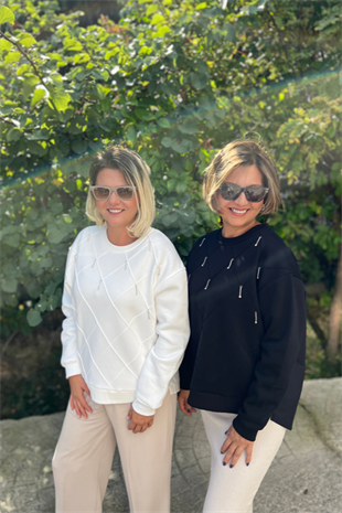 TAŞLI SWEATSHIRT