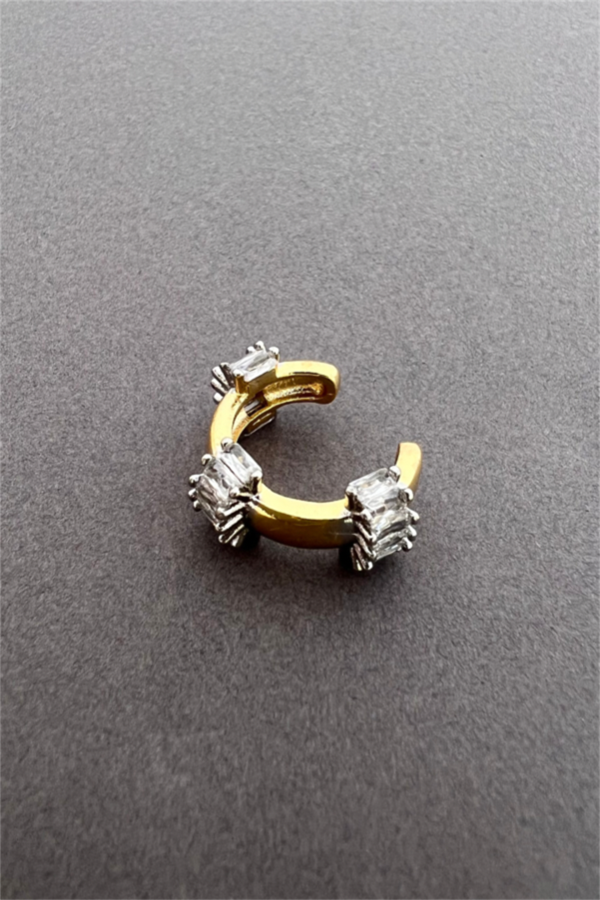 BAGET CUFF