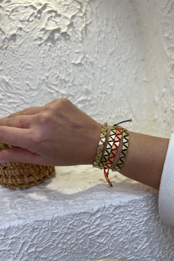 JUJU MODEL BİLEKLİK