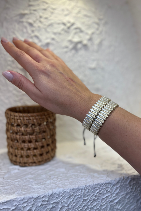 JUJU MODEL BİLEKLİK