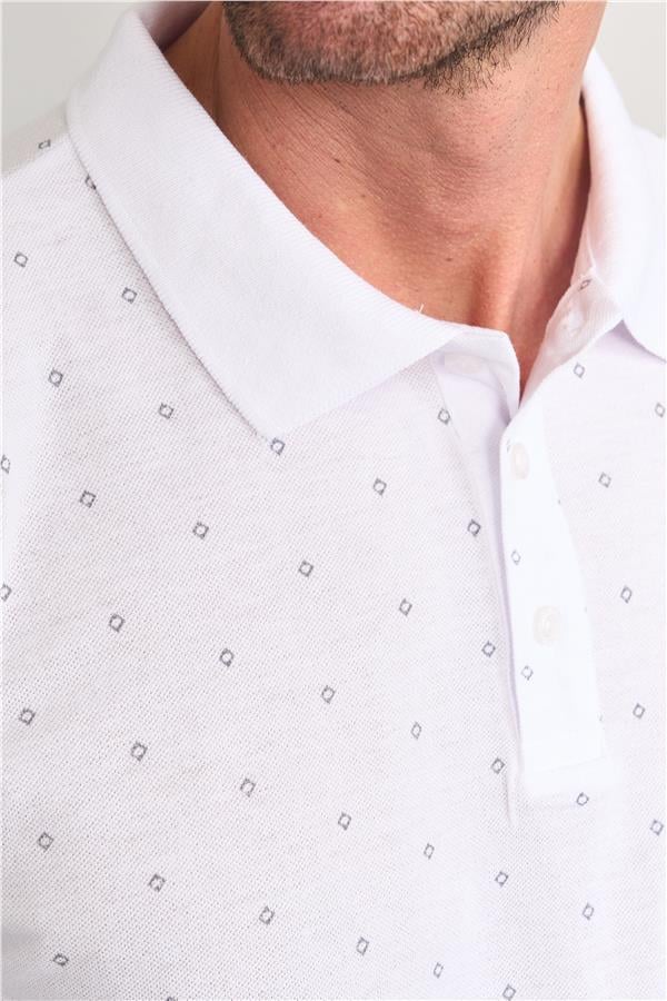 Çetinkaya Mentality 4136 Polo Yaka Rejenere Pike Metraj Baskı Regular T-Shirt Beyaz