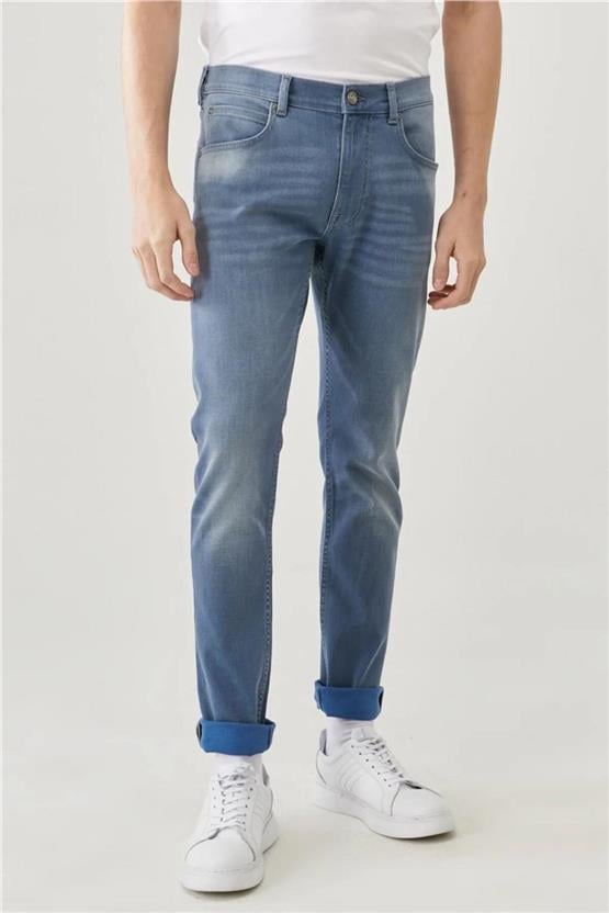 Lee L719026Uq Oxford Tan Erkek Luke Slim TapeKırmızı Denim Jean Pantolon