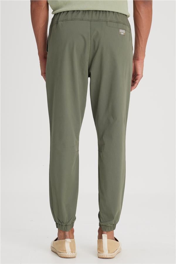 Lee LM04008801 Jogger 801 Khaki Erkek Regular Jogger Non Denim Pantolon