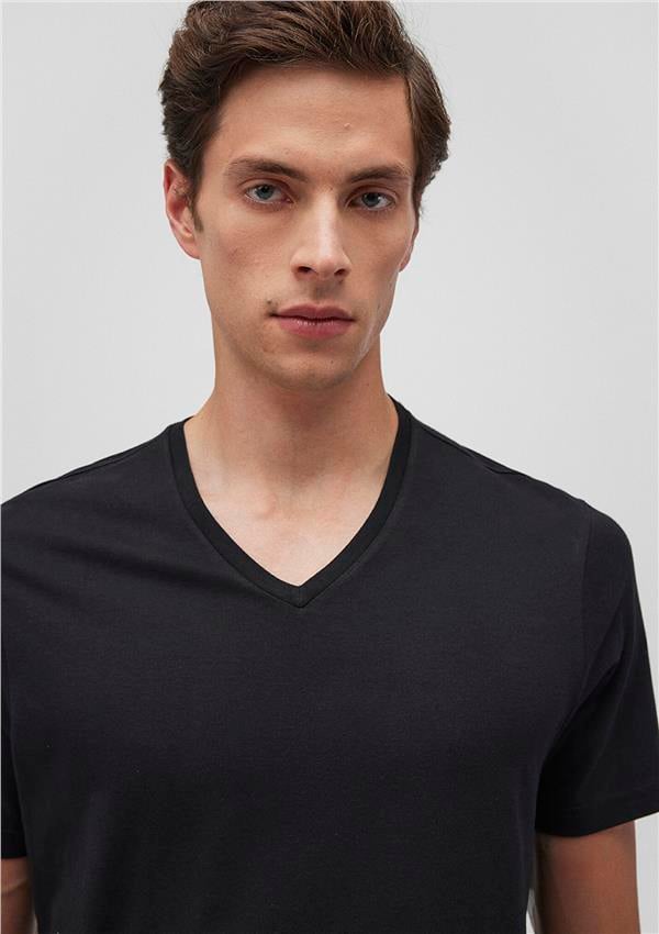 Mavi 065586-900 V Yaka Siyah T-Shirt
