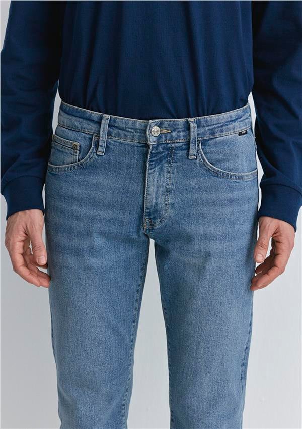 Mavı M0020289268 Hunter Dusty Shaded Urban Comfort Erkek Regular Denım Pantolon